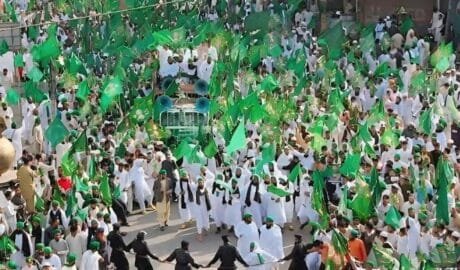 Labaik Ya Rasool Allah by Hafiz Tahir Qadri